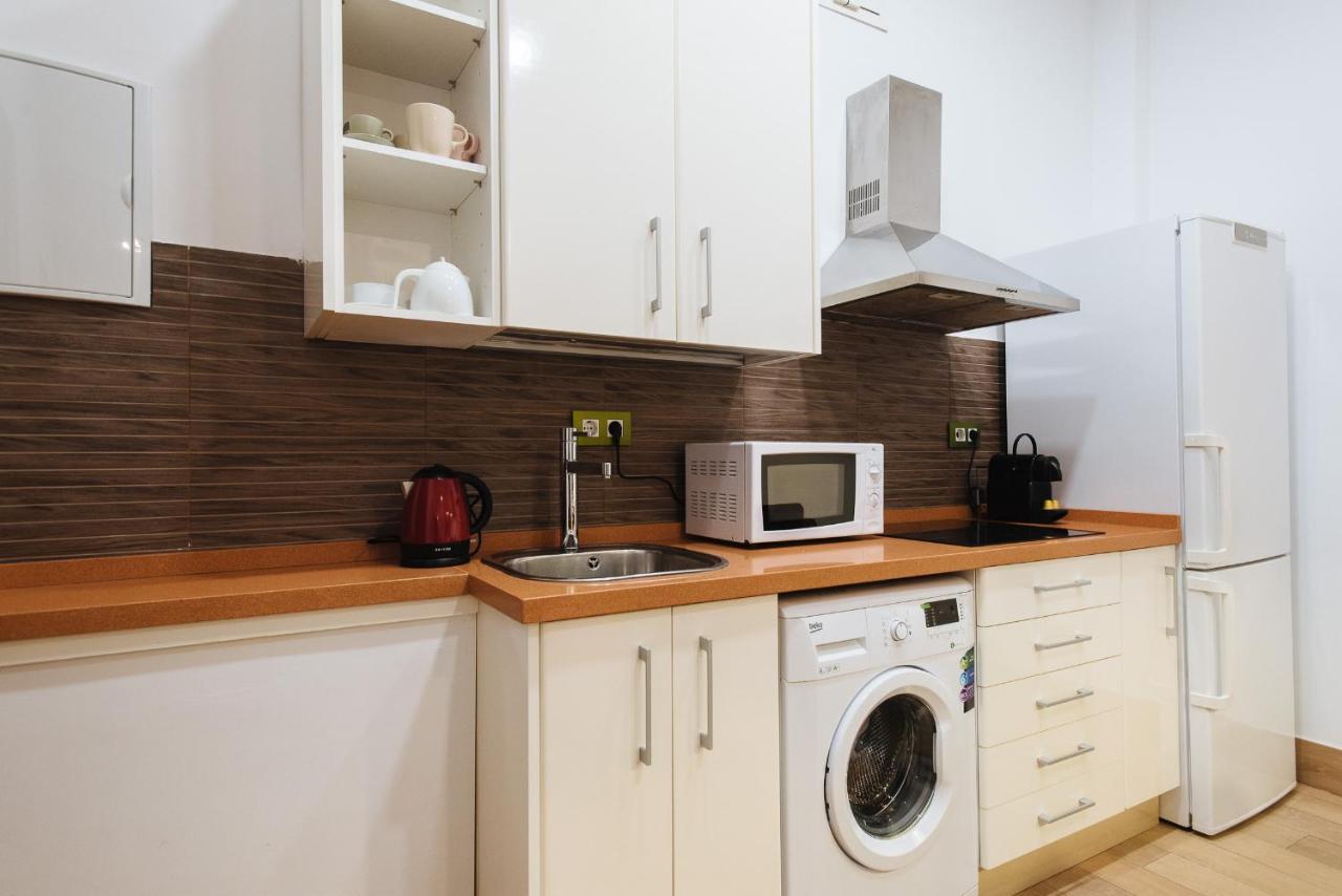 Hostly Rbh0 Modern Apartment إشبيلية المظهر الخارجي الصورة