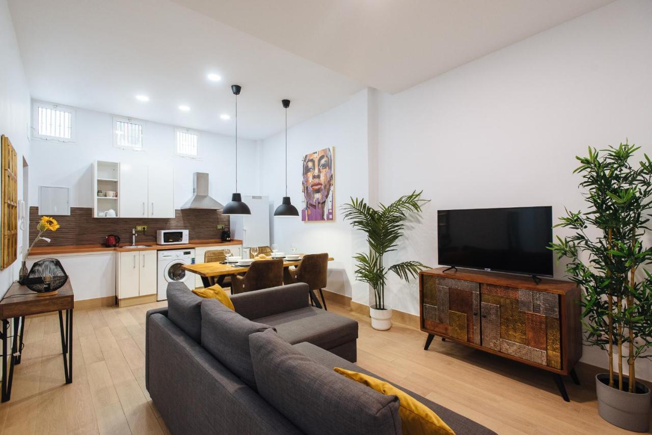 Hostly Rbh0 Modern Apartment إشبيلية المظهر الخارجي الصورة